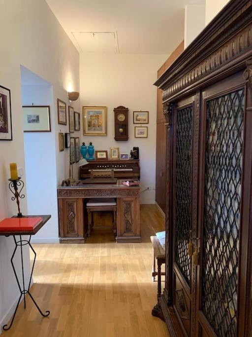 La Porta Di San Domenico Apartment Sessa Aurunca Luaran gambar